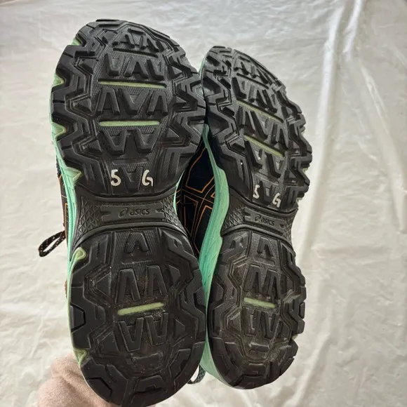 Asics Women's GEL-VENTURE 7 Trail Running Shoes black turquoise SZ 10 Worn 1X