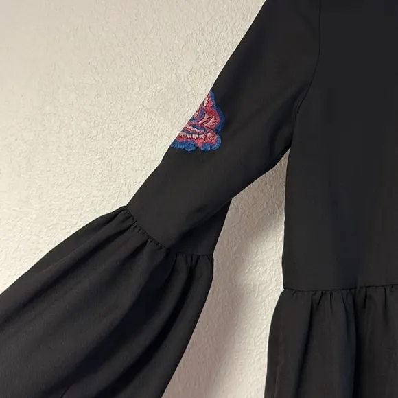 ASOS Fluted Sleeve Embroidered Smock Mini Dress size 4