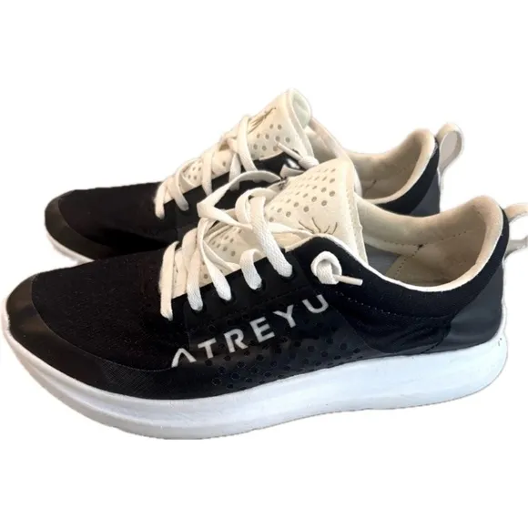 ATREYU  Men’s Running Shoes Size 10.5 or Women’s Size 12