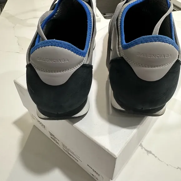 Authentic Men Balenciaga Sneakers.