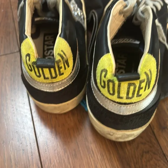 AUTHOR Golden Goose Black and Yellow Sneakers
