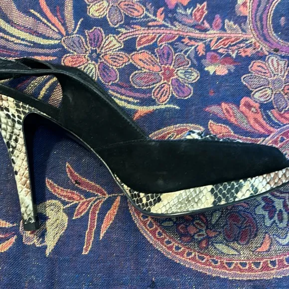BCBG - Gorgeous Black and Snakeskin Sandals, Size 11