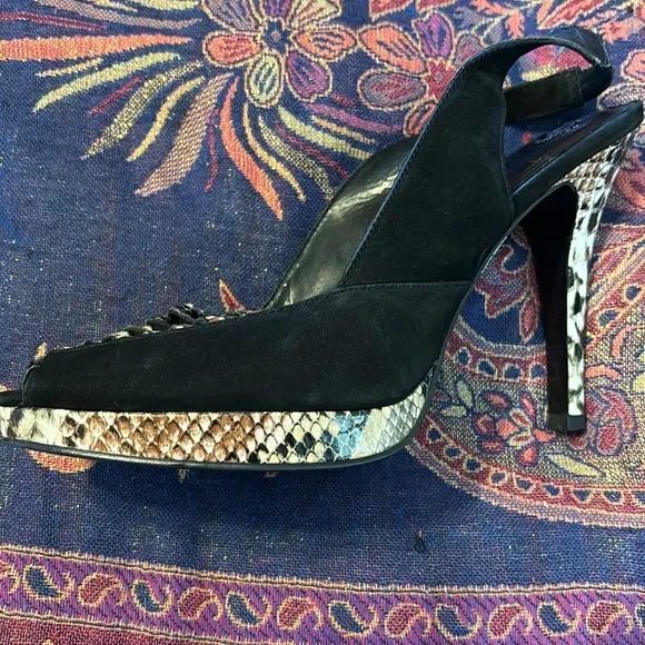 BCBG - Gorgeous Black and Snakeskin Sandals, Size 11
