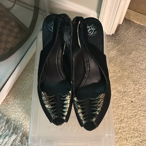 BCBG - Gorgeous Black and Snakeskin Sandals, Size 11
