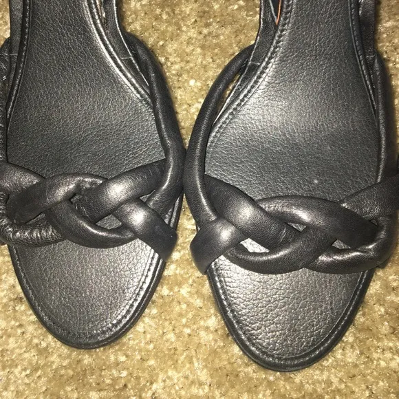 BCBG MaxAzria Black Leather Sandals Heels Size 10