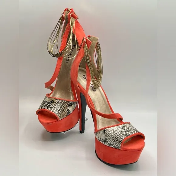 BEBE Orange Peeptoe Sandals Gold Chain Detail &amp; 5.5”/1.5” Platform Heels Sz 6.5