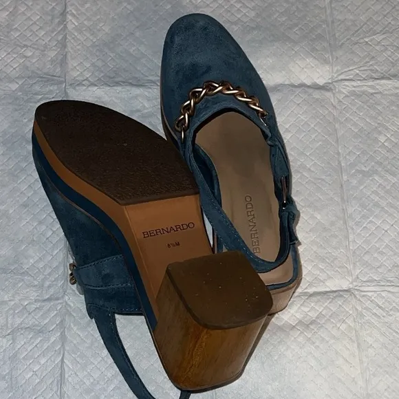 Bernardo Sochi Winter Lake Split Suede gold chain slingback clogs Boho shoes 8.5