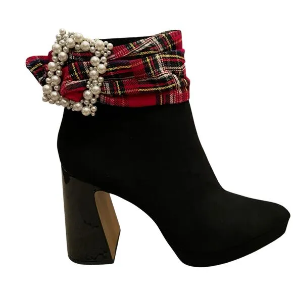 BETSEY JOHNSON Idris Dress Heel Ankle Booties Black Red Multi Plaid Sz 8.5M New