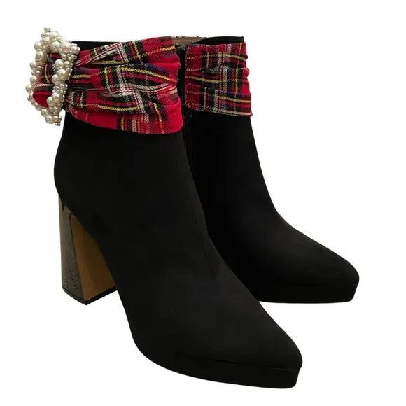BETSEY JOHNSON Idris Dress Heel Ankle Booties Black Red Multi Plaid Sz 8.5M New