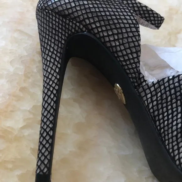BETSEY Johnson platform heels sandals
