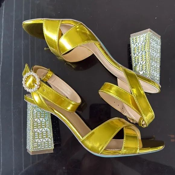 Betsey Johnson SB-Bell Yellow Gold Metallic Crystal Embellished Heel Sandals 8.5