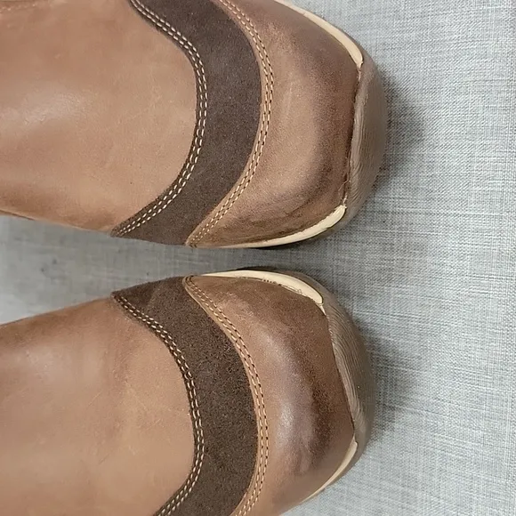 Bionica Talma Brown Leather Slip-On Sneakers Womens SZ 8.5 Casual Comfort Shoes