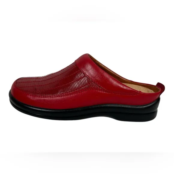 Birkenstock Slip On Size US 9 9.5 EU 42 Footprints Red Leather Clog Mule Casual