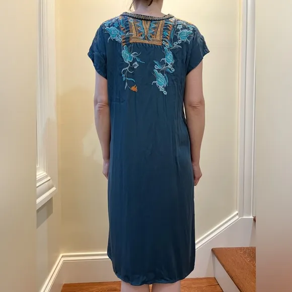 BIYA Johnny Was floral embroidered midi dress baggy Boho chic feminine hippie M