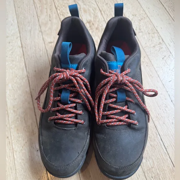 BOGO! North Face ‘Back to Berkeley’ leather casual sneakers
