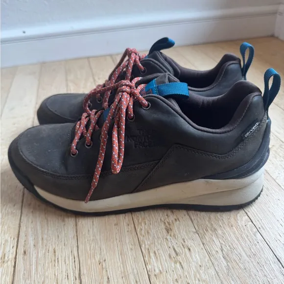 BOGO! North Face ‘Back to Berkeley’ leather casual sneakers
