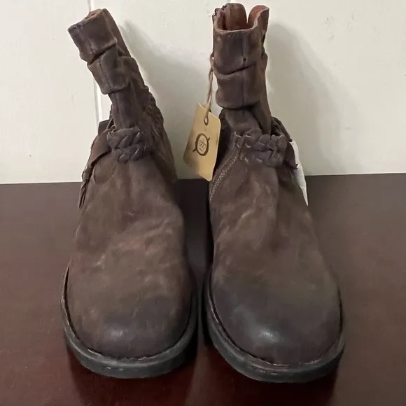 Born Ouvea Slouch Ankle Boots brown leather braided band 6.5 NWT