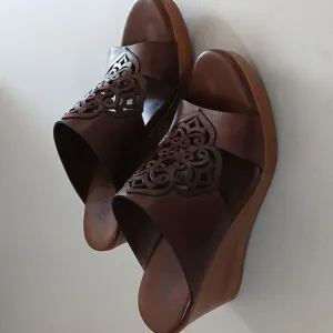 Brighton Delilia Brown Wedge Slip on, Decorative Cut-Outs, Womens Size 7M