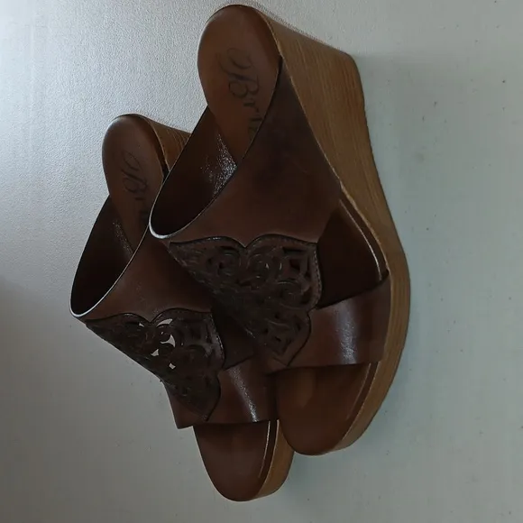 Brighton Delilia Brown Wedge Slip on, Decorative Cut-Outs, Womens Size 7M