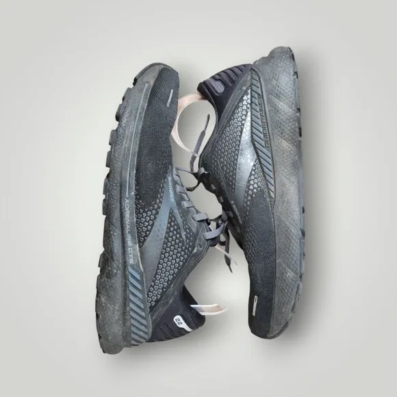 Brooks Adrenaline Gts 22 Black Running Shoes Size 10.5