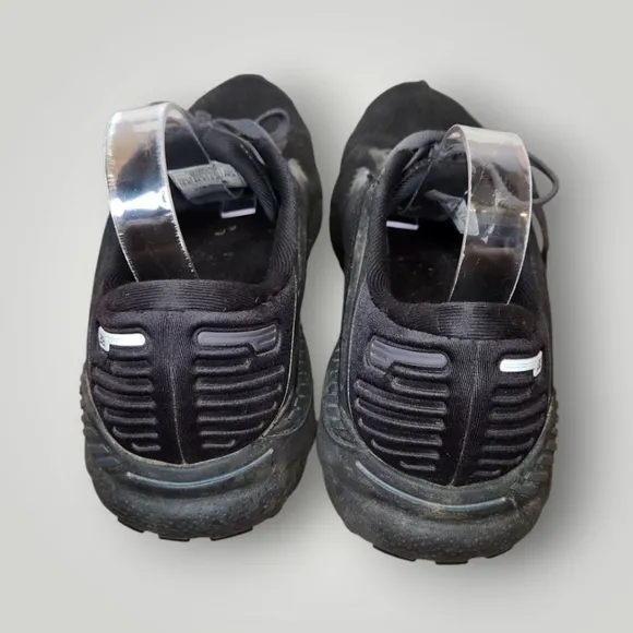 Brooks Adrenaline Gts 22 Black Running Shoes Size 10.5