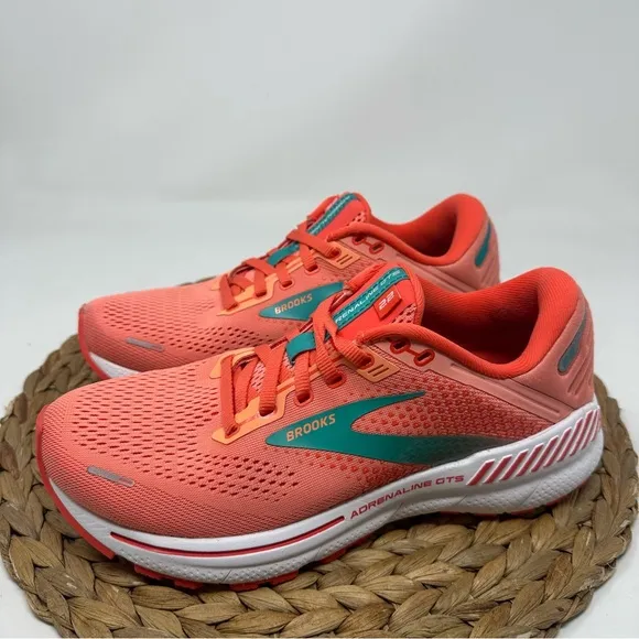 BROOKS Adrenaline GTS 22 Running Shoes Coral Latigo Bay White Size 8 Women's
