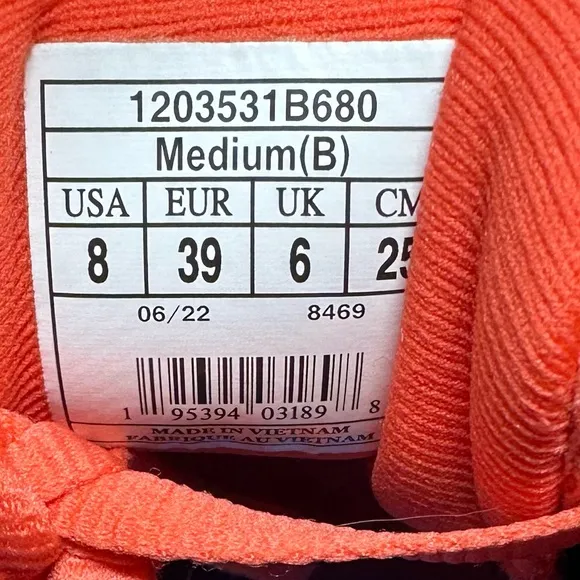 BROOKS Adrenaline GTS 22 Running Shoes Coral Latigo Bay White Size 8 Women's