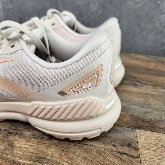 Brooks Adrenaline GTS 23 Sz 8.5 Womens Crystal Grey White Beige Running Shoes
