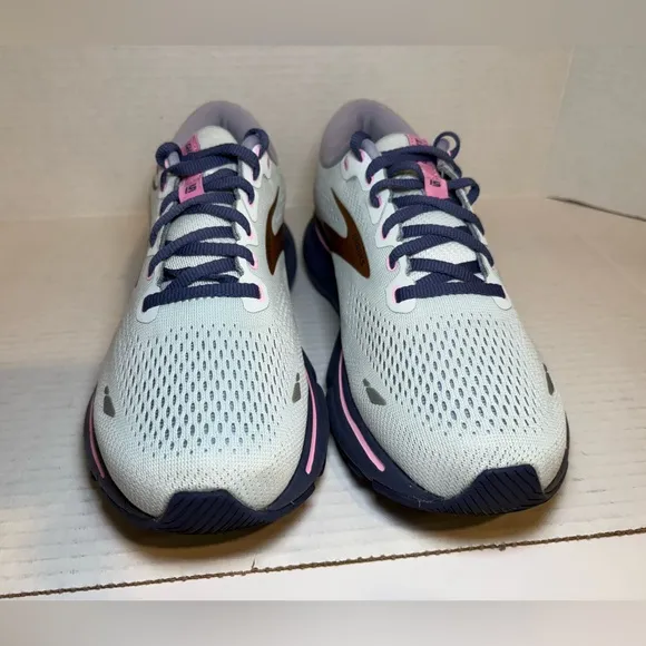 Brooks Ghost 15 Comfy Running Shoes / 9 Wide Blue Pink