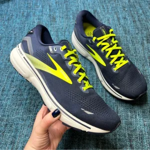 Brooks Ghost 15 Running Shoes in Peacoat Nightlife Grey