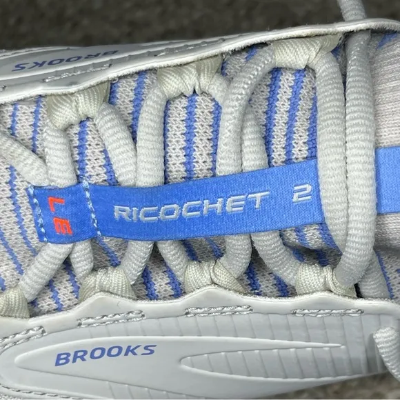 Brooks Ricochet 2 running shoes