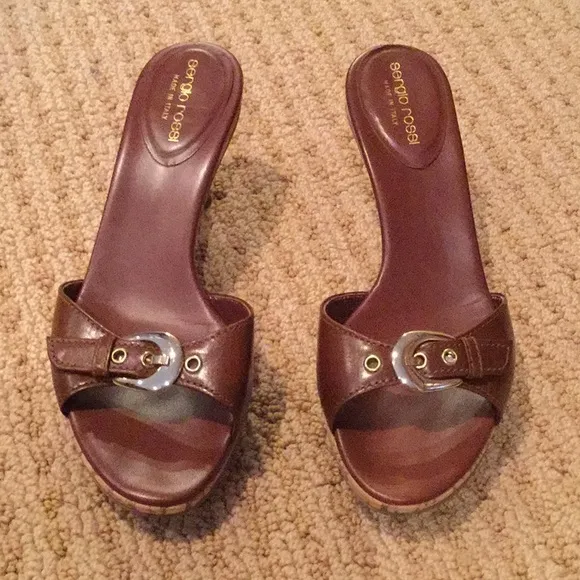 Brown with gold buckle open toe sandals 4” heels