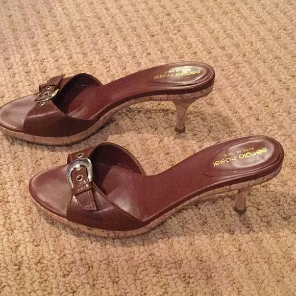 Brown with gold buckle open toe sandals 4” heels