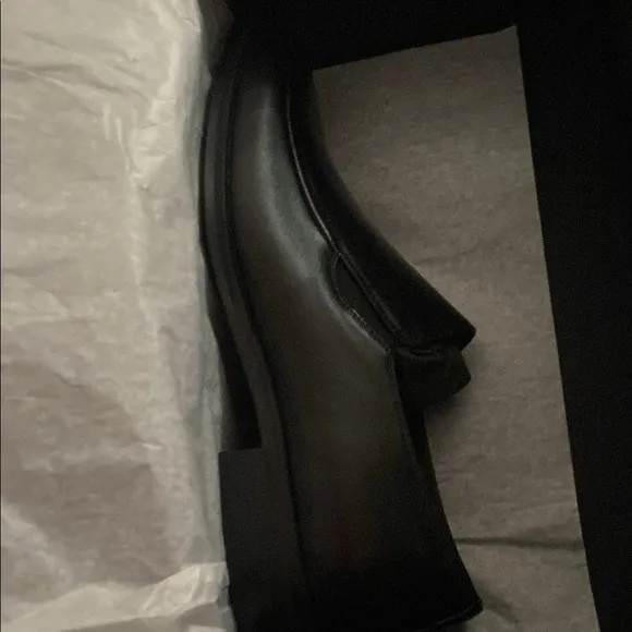 Bruno Magli black slip on dress shoes leather