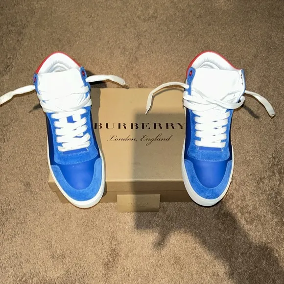 Burberry Sneakers - New like condition