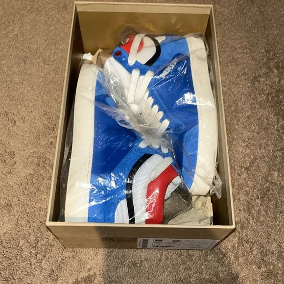 Burberry Sneakers - New like condition