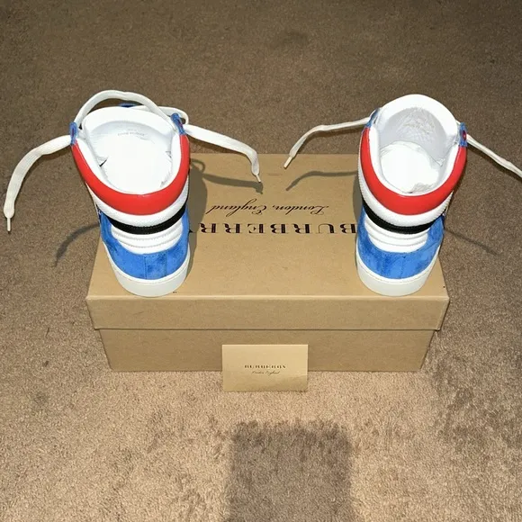 Burberry Sneakers - New like condition