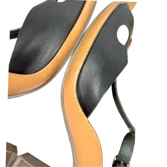 CAMPER Extraordinary Crafts Olivia T-Strap Heels Leather Sandals Lagenlook