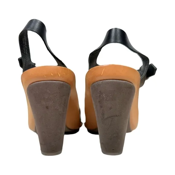 CAMPER Extraordinary Crafts Olivia T-Strap Heels Leather Sandals Lagenlook