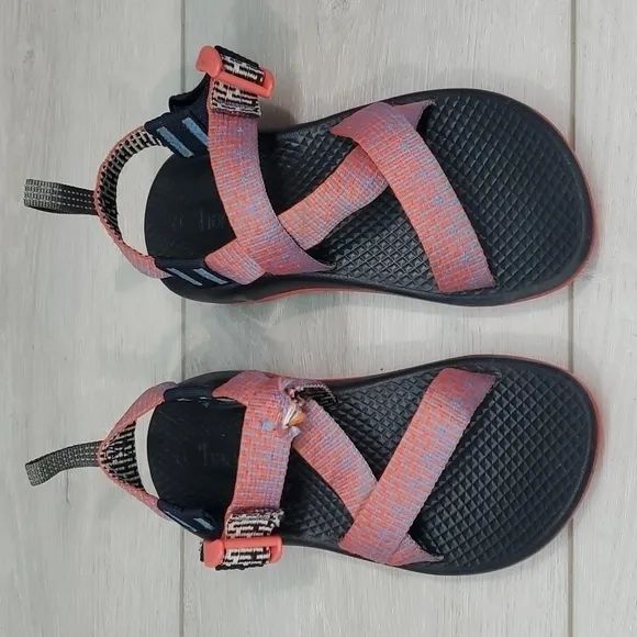Chaco Z/1 Kids Bigs Girl Penny Coral Outdoor Sandals shoes sz 12
