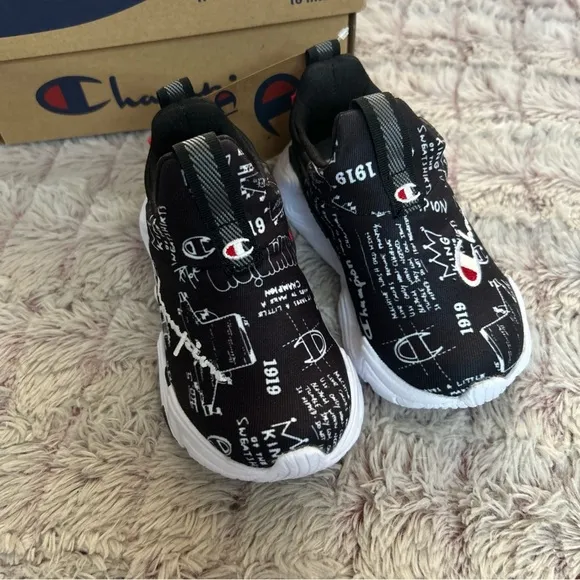 Champion Hyper Apex Doodle Small Boy Sneakers Size 7
