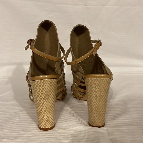 Chelsea Paris Leather Strappy Sandal Heels Beige Size IT 40 USA 10