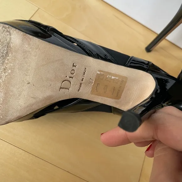 CHRISTIAN DIOR Black patent Leather Mesh Accents Sandals size 37