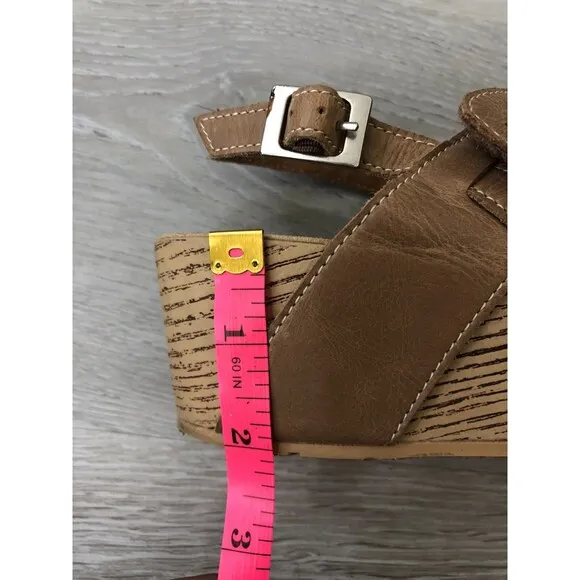 Clarks Alto Disco Womens Sandals US 9 Brown Leather Wedge Heel Slingback