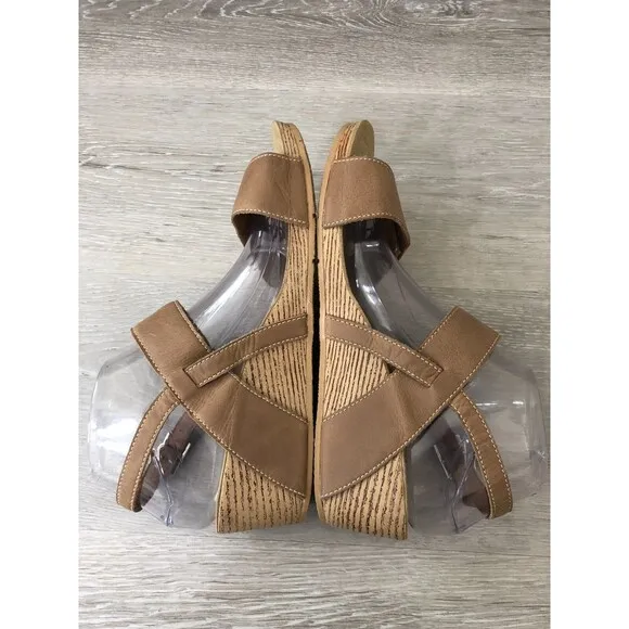 Clarks Alto Disco Womens Sandals US 9 Brown Leather Wedge Heel Slingback