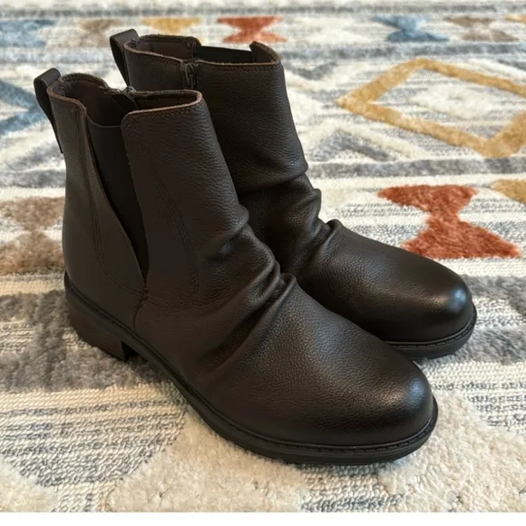 Clarks boots