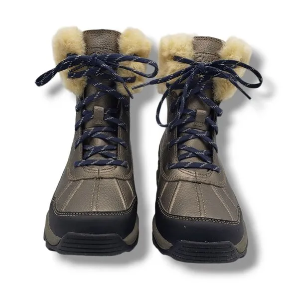 Clarks Collection Mazlyn Arctic Boots Womens 8.5 Faux Fur Duck Snow Hiking