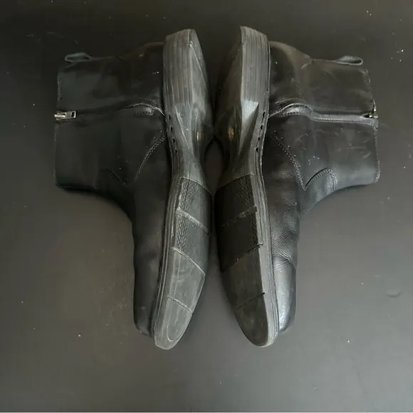 Clarks Men’s Sz 11M Side Zip Black Leather Dress Preppy Ankle Boots Biker Moto