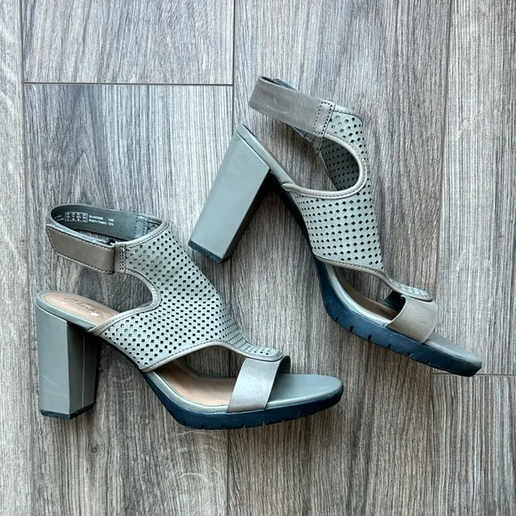 Clark’s Pastina Lima Heeled Sandals | 11