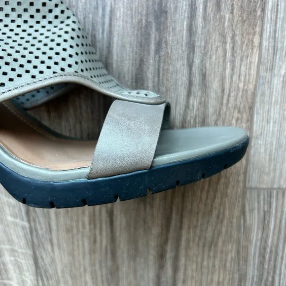 Clark’s Pastina Lima Heeled Sandals | 11
